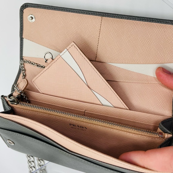 PRADA Limited Edition Tri-Color Wallet - Picture 2 of 14